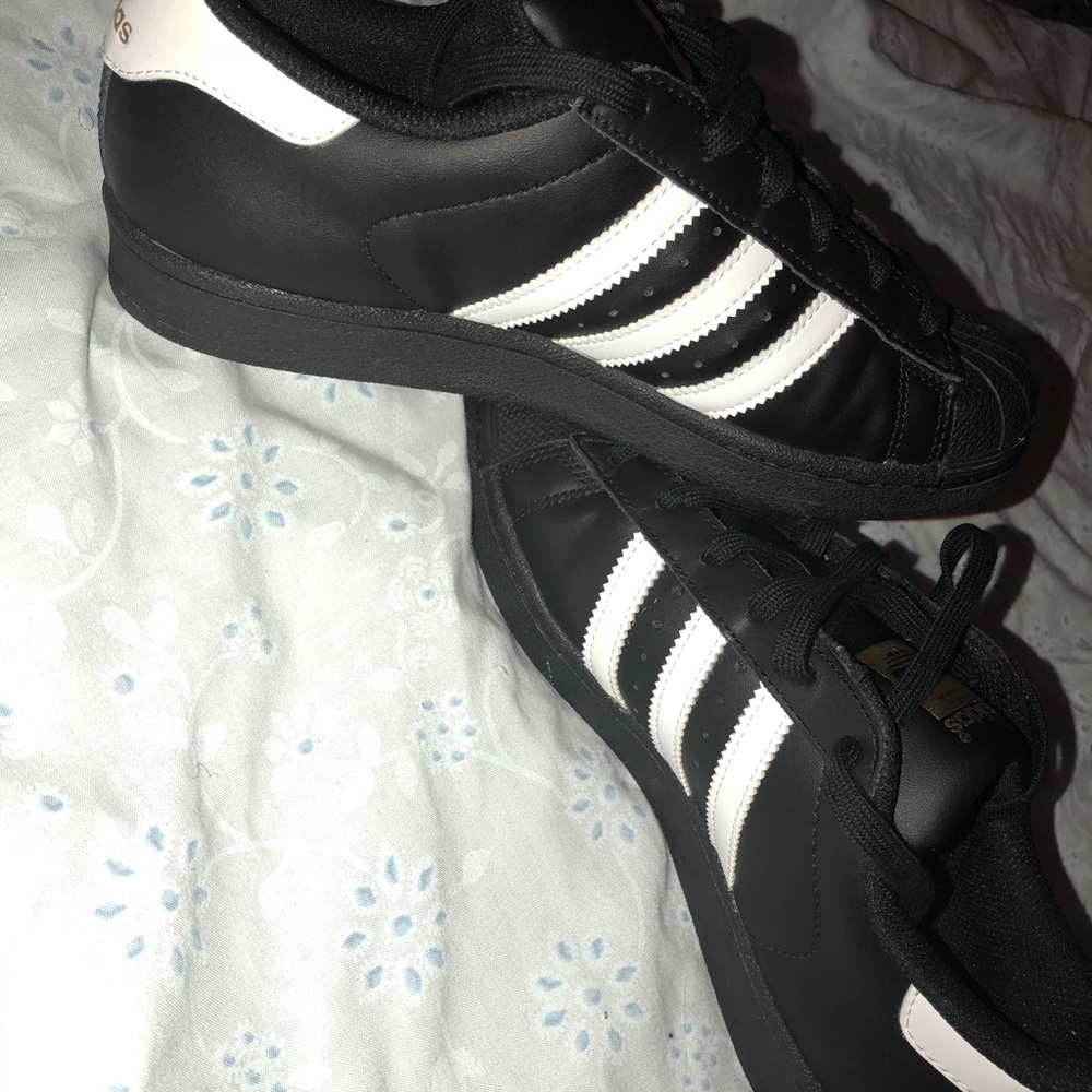 NEW LIMITED ADIDAS SUPERSTARS